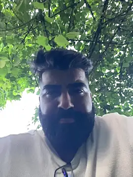 Snapshot of Lyon_vach chatting on January 17, 2026, 9:40 pm Lyon vach online show from January 17, 2026, 9:40 pm