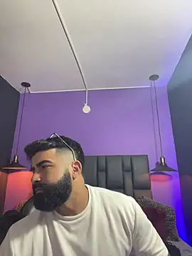 Snapshot of Lyon_vach chatting on February 2, 2026, 9:46 pm Lyon vach online show from February 2, 2026, 9:46 pm