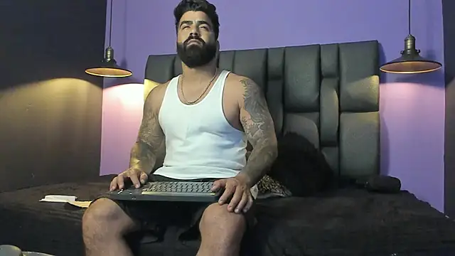 Snapshot of Lyon_vach chatting on February 23, 2026, 11:51 am Lyon vach online show from February 23, 2026, 11:51 am