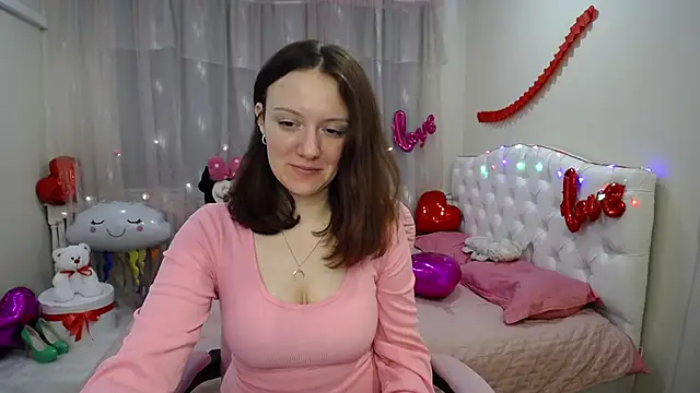 BarbaraStily online show from February 11, 2025, 5:50 pm