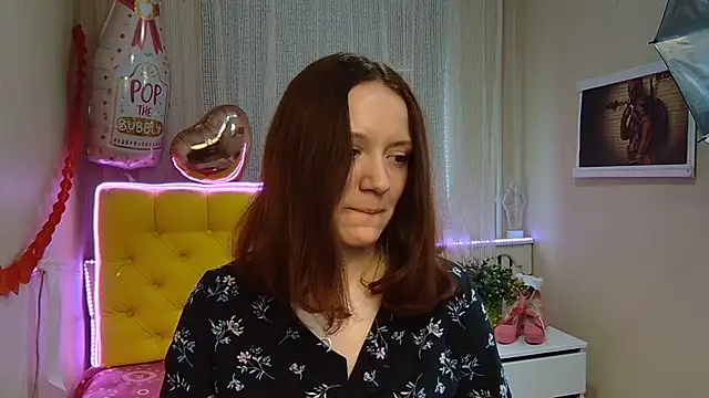 BarbaraStily online show from February 24, 2025, 11:10 am