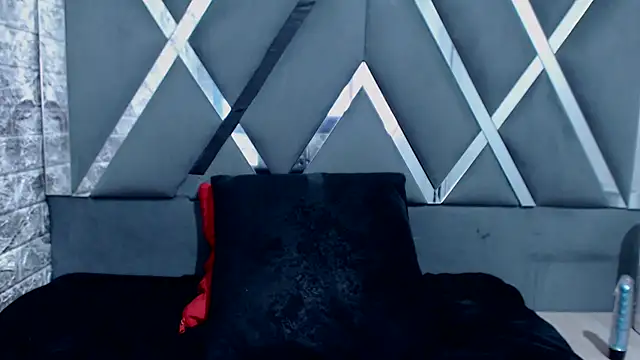 Catherine tabarezx online show from January 20, 2025, 2:36 pm