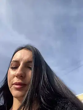 Snapshot of Roxana-Sexy chatting on December 5, 2024, 6:32 am Roxana-Sexy online show from December 5, 2024, 6:32 am