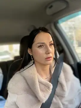 Snapshot of Roxana-Sexy chatting on December 13, 2024, 8:51 am Roxana-Sexy online show from December 13, 2024, 8:51 am