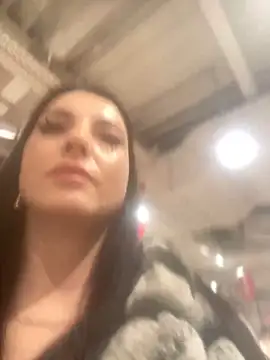 Snapshot of Roxana-Sexy chatting on December 20, 2024, 5:47 am Roxana-Sexy online show from December 20, 2024, 5:47 am