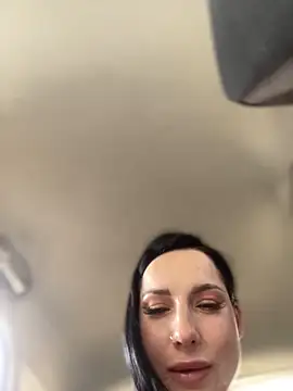 Snapshot of Roxana-Sexy chatting on March 21, 2025, 8:39 am Roxana-Sexy online show from March 21, 2025, 8:39 am