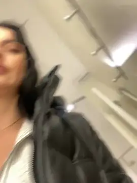 Roxana-Sexy online show from February 6, 2026, 5:12 am