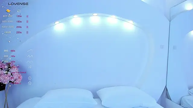 NanaOsaky online show from January 30, 2025, 12:27 pm