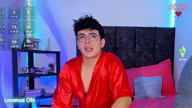 nolan twink1 online show from March 6, 2026, 6:43 am