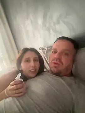 ciru2023 online show from November 3, 2025, 8:43 pm