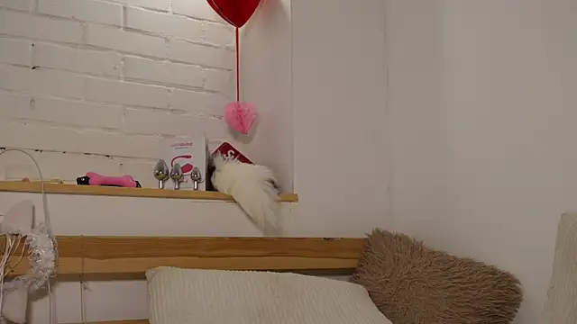 MonicaAsis online show from January 16, 2025, 9:19 pm