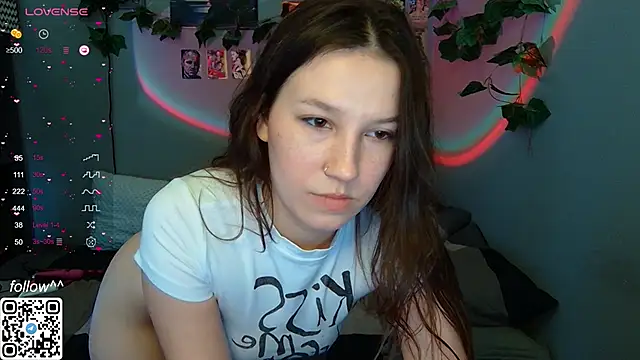 Cutie Vicky online show from December 11, 2024, 6:25 am