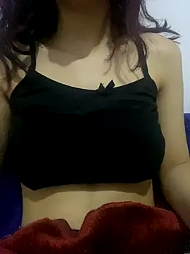 Snapshot of Farawla1237 chatting on September 27, 2025, 1:05 pm Farawla1237 online show from September 27, 2025, 1:05 pm