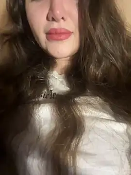 Snapshot of Elinatiranda chatting on March 12, 2026, 12:17 am Elinatiranda online show from March 12, 2026, 12:17 am