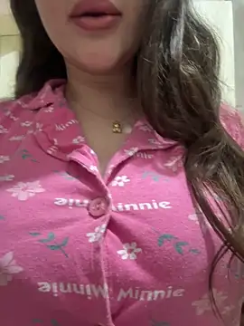 Snapshot of Elinatiranda chatting on March 14, 2026, 1:01 am Elinatiranda online show from March 14, 2026, 1:01 am