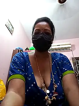 Tamil sreelekha online show from December 7, 2024, 9:00 pm