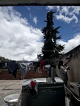 CORALINE GREYM online show from September 26, 2025, 5:17 pm