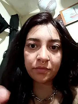 CORALINE GREYM online show from October 5, 2025, 4:11 am