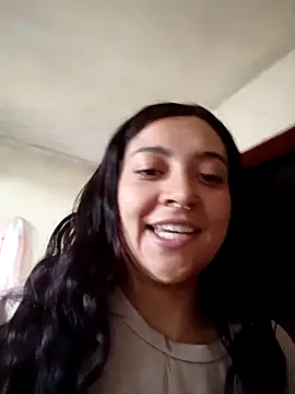 CORALINE GREYM online show from October 22, 2025, 6:29 pm