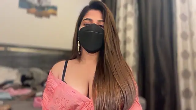 Snapshot of Hotty-Sana chatting on April 20, 2026, 5:05 pm Hotty-Sana online show from April 20, 2026, 5:05 pm