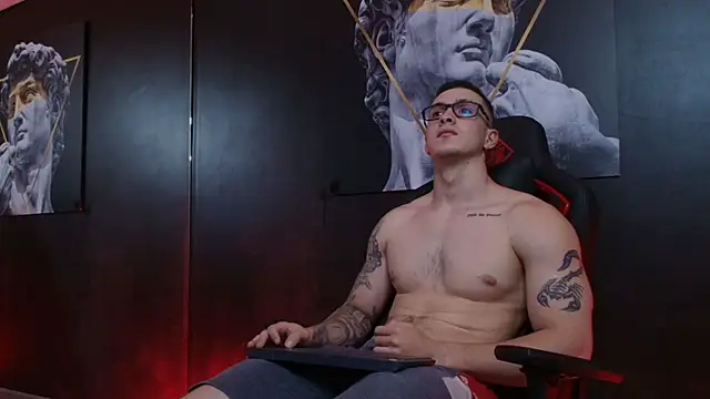 Snapshot of JacksonOlsenn chatting on October 15, 2025, 9:04 pm JacksonOlsenn online show from October 15, 2025, 9:04 pm