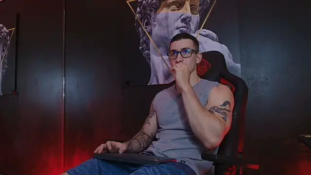 Snapshot of JacksonOlsenn chatting on October 21, 2025, 8:42 pm JacksonOlsenn online show from October 21, 2025, 8:42 pm