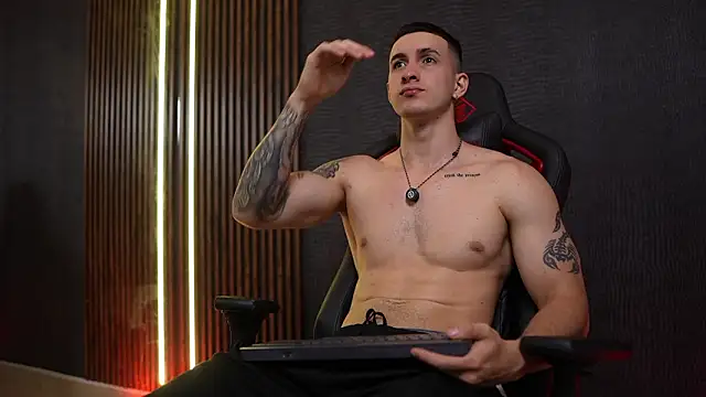 JacksonOlsenn online show from February 17, 2026, 8:48 pm