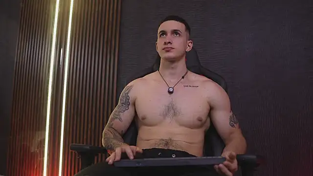 JacksonOlsenn online show from March 30, 2026, 9:05 pm