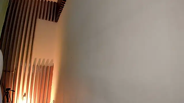 TinaJonnes  online show from September 13, 2025, 6:24 am