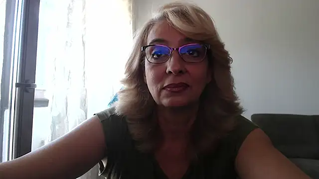 cecylya4u online show from September 16, 2025, 9:54 am