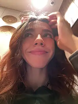 Lily  Belle online show from March 10, 2025, 7:18 pm