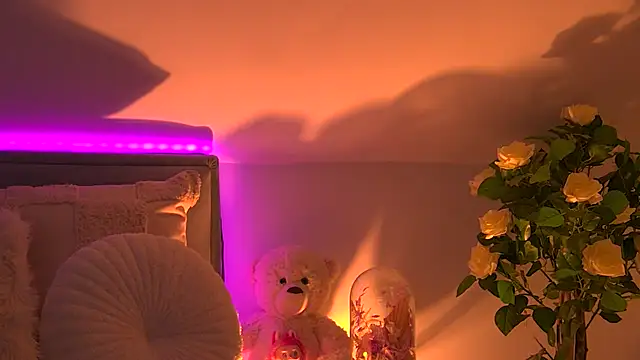 AngeliqueSkye online show from October 28, 2025, 4:16 am