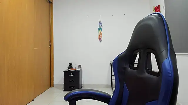 Samanthagax online show from February 17, 2026, 1:29 pm