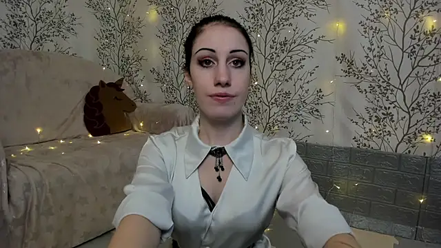 Mary0Lou online show from December 7, 2024, 3:04 am