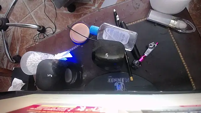 Snapshot of merryymaturee_ chatting on December 10, 2024, 7:32 pm merryymaturee online show from December 10, 2024, 7:32 pm