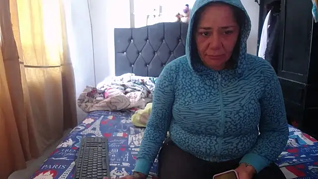 Snapshot of merryymaturee_ chatting on March 22, 2025, 3:09 pm merryymaturee online show from March 22, 2025, 3:09 pm