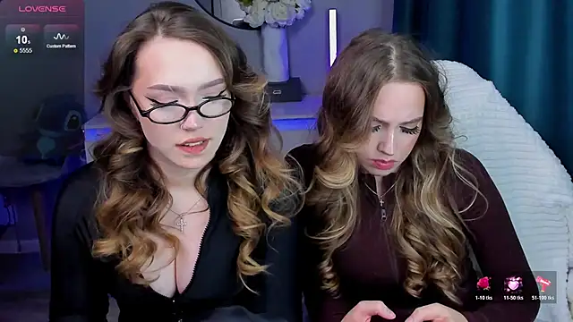 Evia r0se online show from November 29, 2025, 5:05 pm