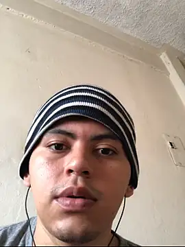 PanyuV online show from January 12, 2026, 4:01 pm