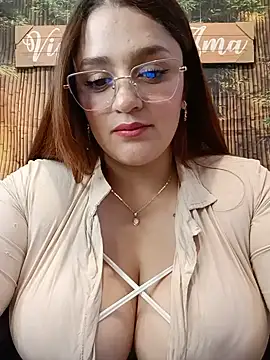 Snapshot of hanna-a chatting on July 23, 2026, 7:45 pm hanna-a online show from July 23, 2026, 7:45 pm