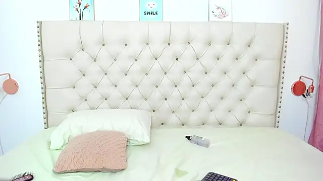 Snapshot of Kim_Eli chatting on January 6, 2025, 7:45 pm Kim Eli online show from January 6, 2025, 7:45 pm