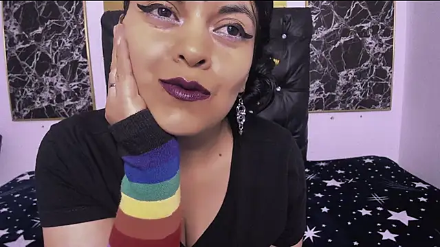 scarlett w0lf online show from February 13, 2026, 3:08 pm