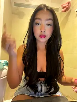 SOPHIACANDY19  online show from September 21, 2025, 8:21 pm