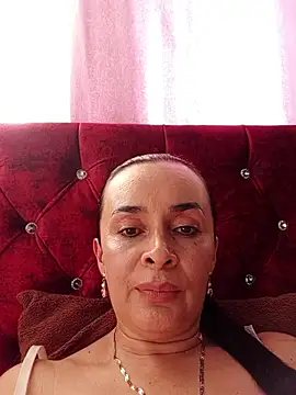 Samantha Sullivan  online show from January 14, 2026, 8:36 pm