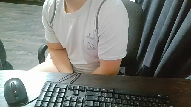 Snapshot of gamblingbum chatting on February 24, 2026, 2:59 pm gamblingbum online show from February 24, 2026, 2:59 pm