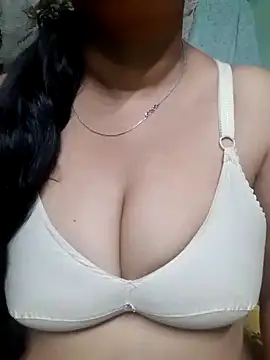 Snapshot of sajida34 chatting on March 15, 2025, 12:15 am sajida34 online show from March 15, 2025, 12:15 am