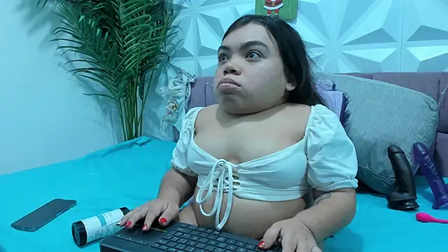 Michelle Brooks online show from December 31, 2024, 11:53 am