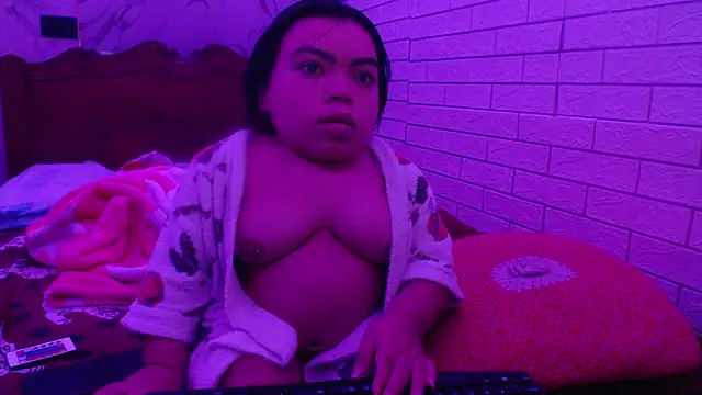 Michelle Brooks online show from February 13, 2025, 2:12 am