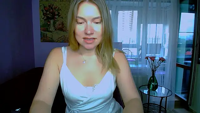 TaylorBre online show from September 13, 2025, 5:29 am