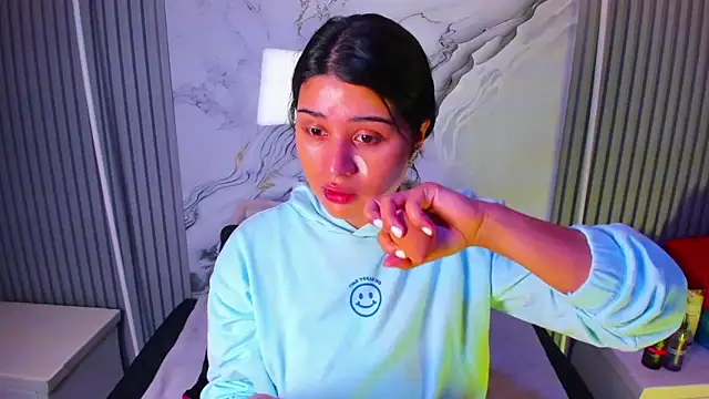 Snapshot of venusowen_ chatting on March 27, 2026, 1:00 pm venusowen online show from March 27, 2026, 1:00 pm