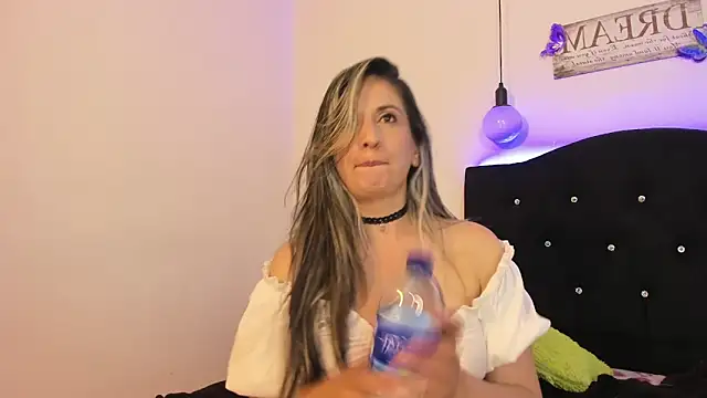 Vivi tits online show from January 9, 2025, 12:46 am